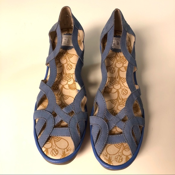 NWOT Fly London Wedges - Picture 5 of 6